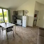 Casa Dora بيت للعطل غوبيو